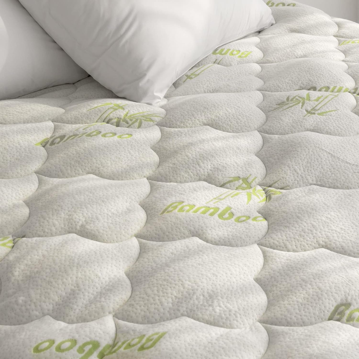 TrendingTreasures Cooling Mattress Topper